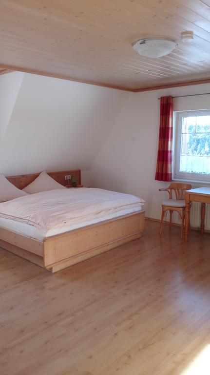 Pension Forsthaus Taele - Das Gaestehaus Vom Schwarzwaldgasthaus Salenhof 蒂蒂湖-新城 外观 照片