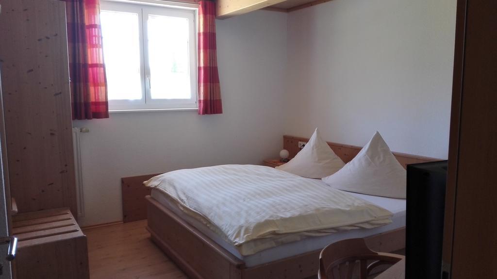 Pension Forsthaus Taele - Das Gaestehaus Vom Schwarzwaldgasthaus Salenhof 蒂蒂湖-新城 外观 照片